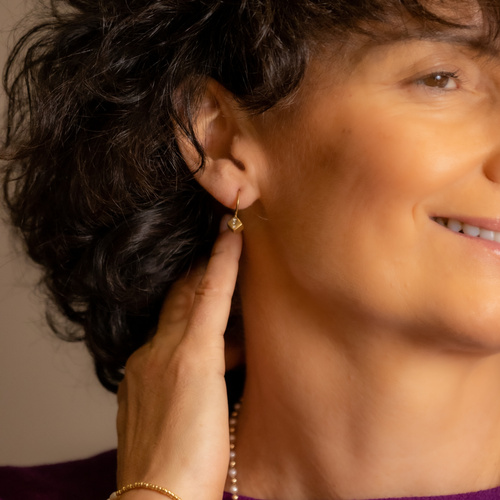 Zezowane szczęście. Kolczyki wiszące