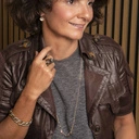 Naszyjnik z łańcuszka ozdobiony cyrkoniami. LEKKI