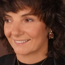 Wiszące kolczyki wachlarze z kryształkami. CARMO