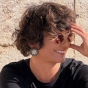 Pozłacane kolczyki z ozdobnym kwiatkiem z cyrkonii. WIOSNA W UMBRII