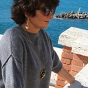 Regulowany naszyjnik z czarnymi ażurowymi dekorami. SIDŁA NAMIĘTNOŚCI