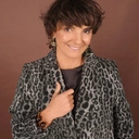 Sztywna złota bransoletka z dwiema brązowymi kulami. KOCHAM BRĄZ