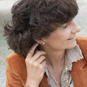 Długi pozłacany naszyjnik z okrągłymi zawieszkami. ZŁOTY SZELEST