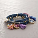 Bransoletka z ekoskóry z kryształowymi zawieszkami. DODA CI ENERGII