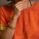 Długi pozłacany naszyjnik z kolorowymi cyrkoniami. CUKIERKI