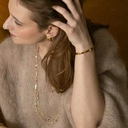 Duży pierścionek z regulacją o nieregularnym kształcie. INTRYGUJĄCY