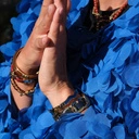 Pozłacana pancerka z paskiem z granatowej ekoskóry. GRANAT NOCY