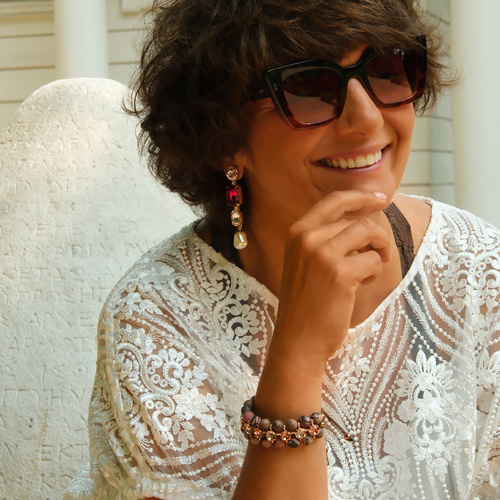 EN COLORES DE AMANECER. Pulsera con piedras naturales