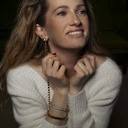 Sztywna pozłacana bransoletka à la skręcona lina. PRZYWIĄZANIE