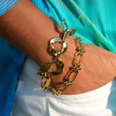 Bransoletka z płaskich ogniw z zapięciem typu toggle. DLA ODMIANY