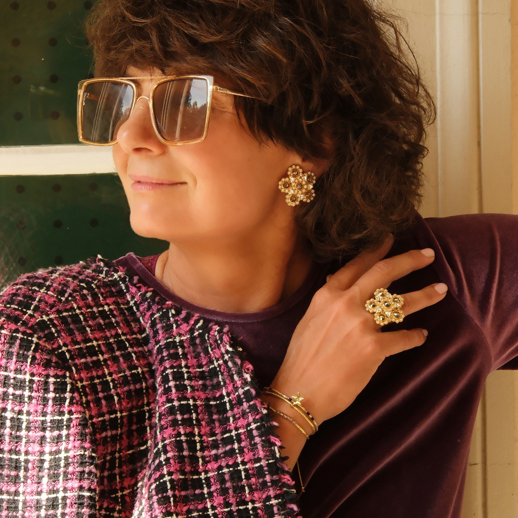 Bransoletka z paciorków Miyuki i onyksu, z zawieszką. ZŁOTE CHANSON