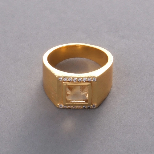 Pozłacany sygnet na mały palec z cytrynem i cyrkoniami. SZCZĘŚCIE CYTRYNU