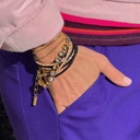 Skórzana bransoletka z kryształkami i koralikami. PIASKI TEL AWIWU