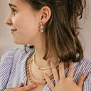 Złote kolczyki wkrętki z fasetowanymi cyrkoniami. ISKRZĄCE TRIO