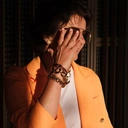 Pozłacana bransoletka z cienkim brązowym rzemykiem. SPLOT ZDARZEŃ