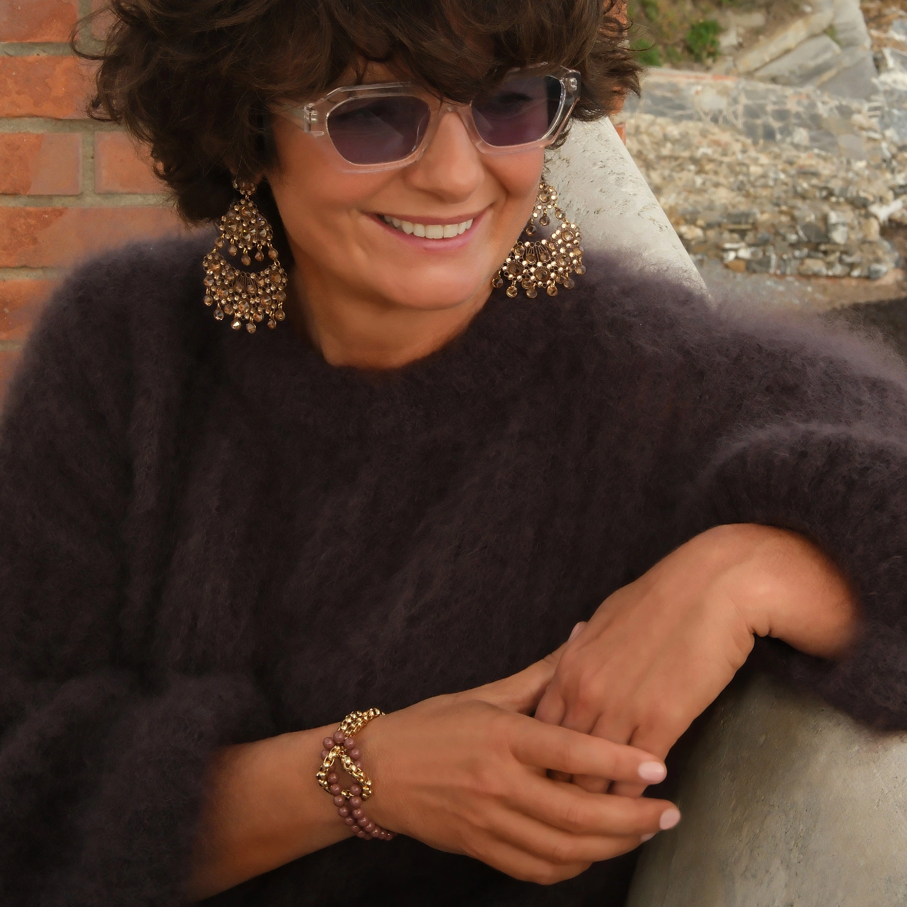 Bransoletka z brązowych koralików i łańcuszka. CHOCOLATE DULCE