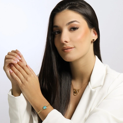 Złocona bransoletka z dekorem z błękitnym agatem. OCEAN SPOKOJU