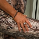 Pozłacany pierścionek z kryształem w kolorze nieba. LATO MILANO