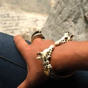 Emaliowana bransoletka z dwiema głowami żyraf. TWOJA PERSPEKTYWA