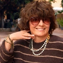 Długi elegancki naszyjnik z pereł i hematytów. SA RIERA