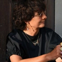 Pozłacane kolczyki wiszące z dwiema okrągłymi zawieszkami. MAM MOC