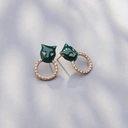 Złocone kolczyki z głową zielonej pantery z ringiem. PANTERA VERDE