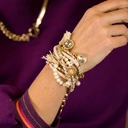 Bransoletka z plecionki z chwostami i kryształami. JASNA SPRAWA