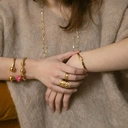 Naszyjnik z łańcuszka ozdobiony cyrkoniami. LEKKI