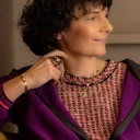 Długi pozłacany naszyjnik z cyrkoniami serduszkami. DLA DZIEWCZYN