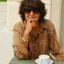 Krótki pozłacany naszyjnik z zawieszką z jaguarem. ODGŁOS AMAZONII