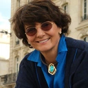 Pozłacane kolczyki w formie kropli z cyrkoniami i żywicą. SŁODKI MIĄŻSZ