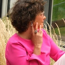 Posrebrzany pierścionek w formie kwiatu z kryształami. GWIEZDNY KWIAT