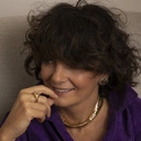 Duży mosiężny pierścionek z jasnym kryształem. LONG ISLAND