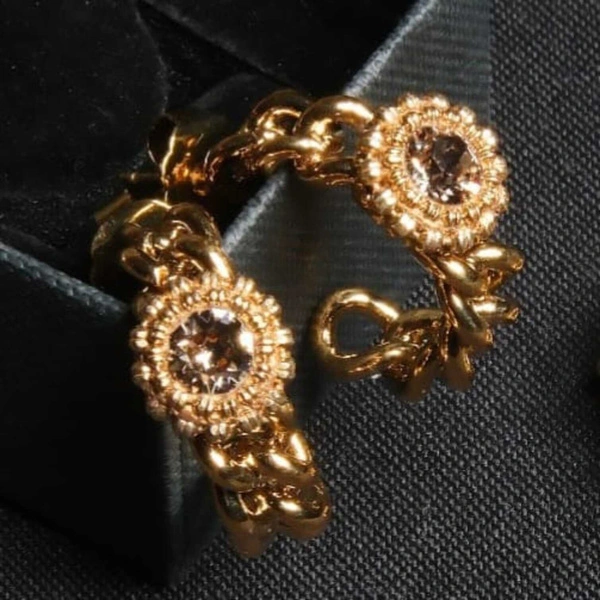 Złocone kolczyki z ogniw z szarym krysztalem. CASTELLO