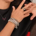 Posrebrzany naszyjnik z fioletowymi kryształami. SUBTELNY WDZIĘK