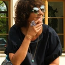 Pierścionek w kształcie liliowych astrów z koralikami. CHWILA NA LILA