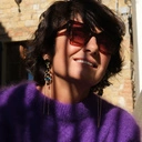 Złocone kolczyki z błękitnymi i oliwkowymi kryształkami. OLIWKA W OCEANIE