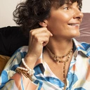 Złota bransoletka łańcuch zapinana na mocny magnes. NA MANHATTANIE