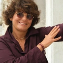 Naszyjnik z koralików w kolorze złota i cabernet z perełkami. MOSCATEL DE ALEJANDRIA