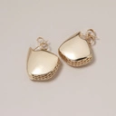 Drobne pozłacane kolczyki z ozdobną ażurową kratką. MAŁA PRZYJEMNOŚĆ