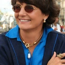 Pozłacane kolczyki w fomie kulki z ozdobnym cyrkonią. LUSTRO ŚWIATŁA