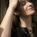 Okazały naszyjnik z łańcucha z dekorem. KŁÓDKA NA SZCZĘŚCIE