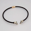 Sztywny naszyjnik z dwiema głowami żyraf z cyrkoniami. LUSTRZANE ODBICIE