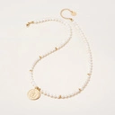 Choker z pereł ze złotą antyczną monetą. RZYMSKI IDEAŁ