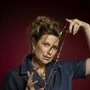 Piękny naszyjnik z listkami, kwiatem i zawieszkami. NOWY ŚWIAT