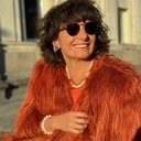 Pozłacana nausznica bogato wysadzana kryształami. O SOLO MIO