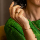 GUIDO. Pulsera con bola de cristal