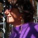 Złocone kolczyki z błękitnymi i oliwkowymi kryształkami. OLIWKA W OCEANIE