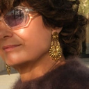 Złocone kolczyki kwiaty z płatkami i kryształkami. KWIAT NOCY