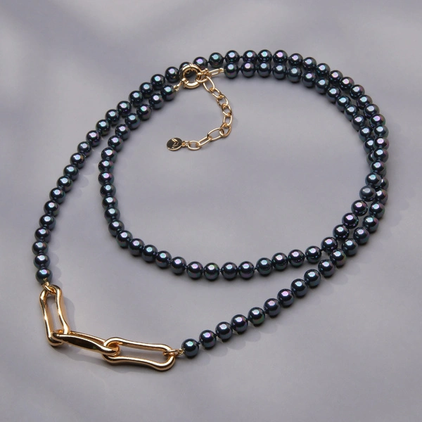 Naszyjnik z zielono-fioletowych pereł i trzech ogniw. MAJORKA W SŁOŃCU